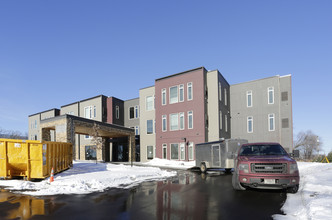 Cornerstone Creek in Golden Valley, MN - Building Photo - Building Photo