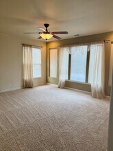 512 Larkfield Pl in Paso Robles, CA - Building Photo - Building Photo