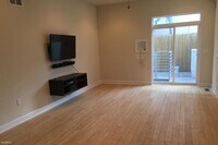 2129 N 17th St photo'