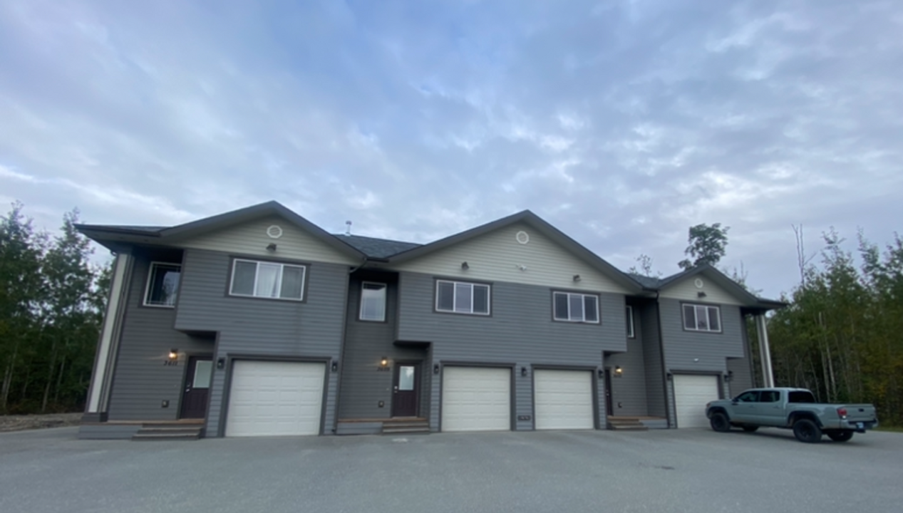 3611 W Marble Way in Wasilla, AK - Foto de edificio