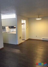 814 Benton Dr, Unit 14 in Iowa City, IA - Foto de edificio - Building Photo