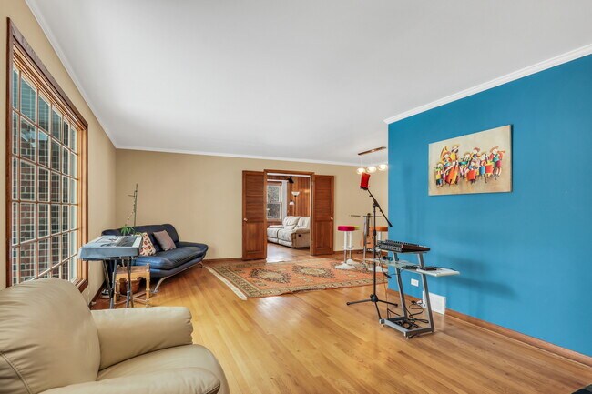 826 Crestfield Ave in Libertyville, IL - Building Photo - Building Photo