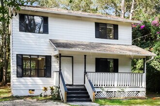 4314 Pine Hills Cir in Orlando, FL - Building Photo - Building Photo