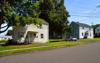 Green Valley Village in Enfield, CT - Building Photo - Building Photo