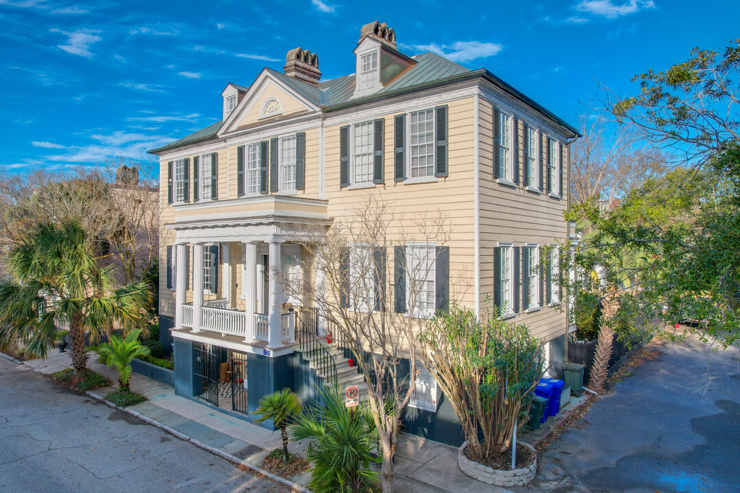 128 Bull St in Charleston, SC - Foto de edificio