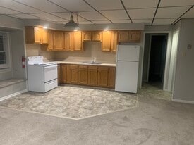 2727 N 5th Street Hwy