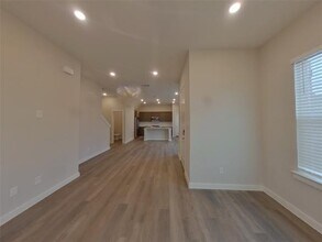 1101 Fallgate Dr in Saginaw, TX - Building Photo - Building Photo