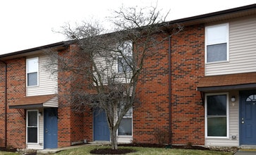 Steeplechase Townhomes in Lebanon, OH - Foto de edificio - Building Photo