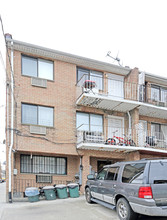 10501 Otis Ave in Flushing, NY - Building Photo - Building Photo