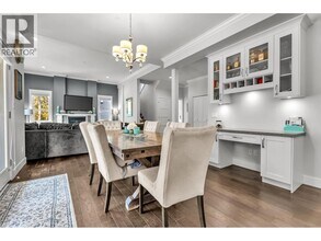 24280-2104A 104A Ave in Maple Ridge, BC - Building Photo - Building Photo