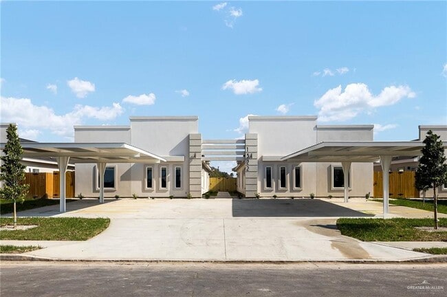 property at 1322 Beverly Ave