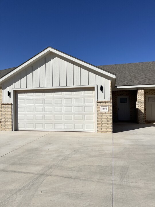 5806 Urbana Pl in Lubbock, TX - Building Photo