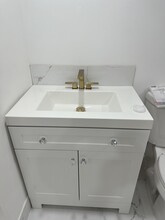 10275 Collins Ave in Bal Harbour, FL - Building Photo - Building Photo