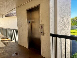 1751 NW 75th Ave in Plantation, FL - Building Photo - Building Photo