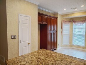 8900 S Somerset Ln in Alpharetta, GA - Building Photo - Building Photo