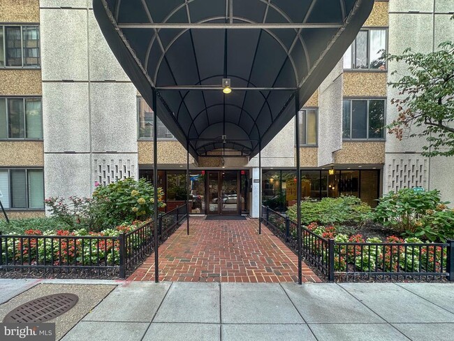 property at 1440 N St NW