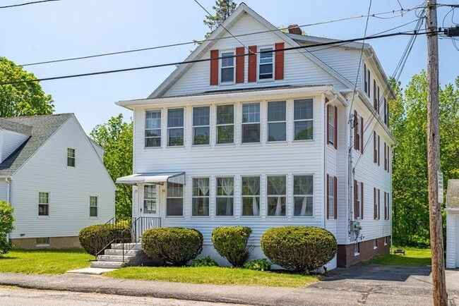 73 Marquette St, Unit #2