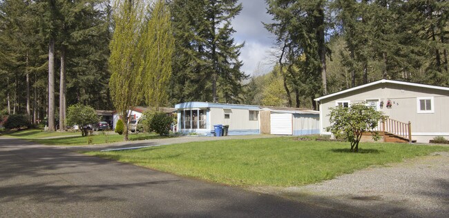 17340 Sargent Rd SW in Rochester, WA - Building Photo - Building Photo