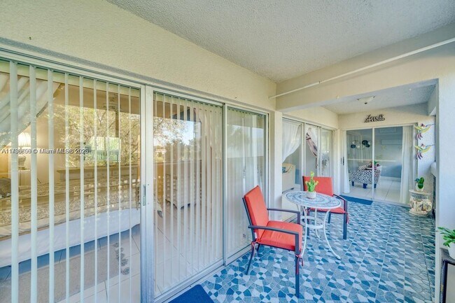 3301 Spanish Moss Terrace in Lauderhill, FL - Building Photo - Building Photo