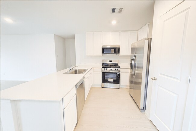 1516 Sunset Ridge Dr in Conroe, TX - Building Photo - Building Photo