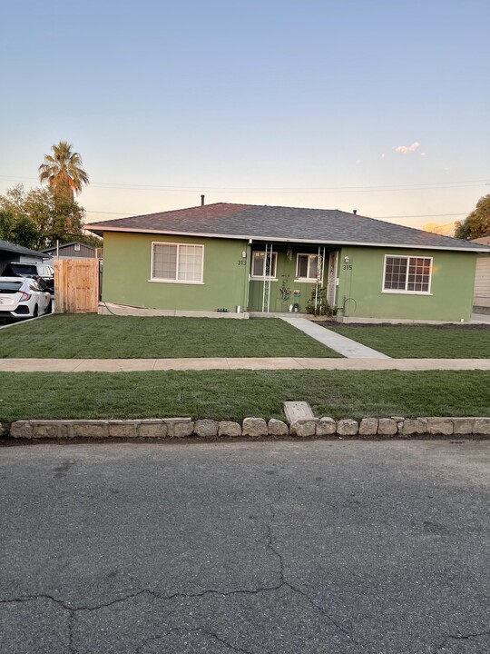 313 Bond St, Unit 315 in Redlands, CA - Building Photo