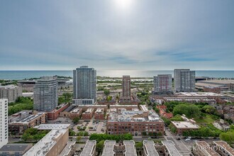 1720 S Michigan Ave, Unit 3106 in Chicago, IL - Building Photo - Building Photo