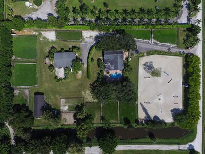 13409 60th St S in Wellington, FL - Building Photo