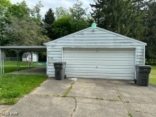 2224 Coral Sea Dr in Youngstown, OH - Building Photo - Building Photo