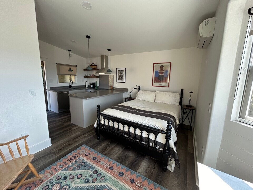 10715 Ridgeview Way in San Jose, CA - Foto de edificio