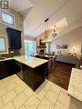 8 Robbie Way in Collingwood, ON - Building Photo - Building Photo