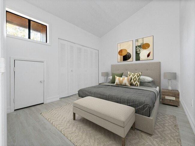 1092 E Michigan St in Orlando, FL - Building Photo - Building Photo