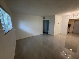 1251 NW 61st St in Miami, FL - Building Photo
