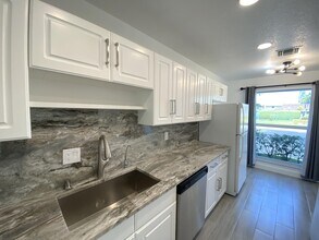 2450 Black Olive Blvd in Delray Beach, FL - Building Photo - Building Photo