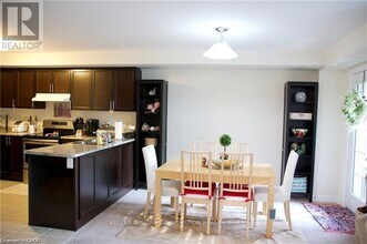 420 Linden Dr in Cambridge, ON - Building Photo - Building Photo