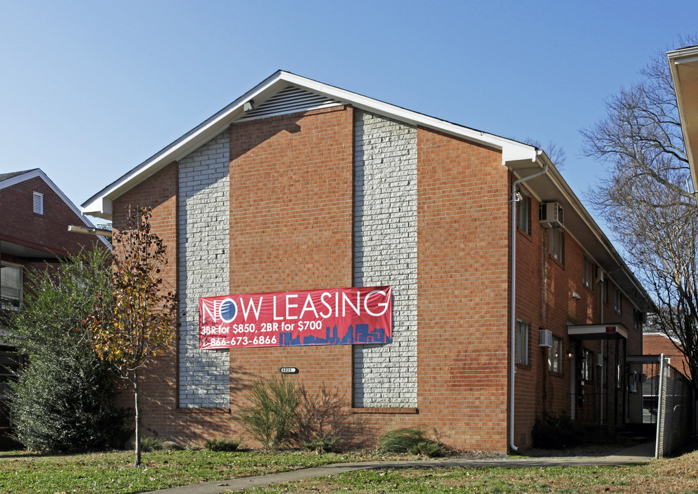 4828 Chamberlayne Ave in Richmond, VA - Building Photo