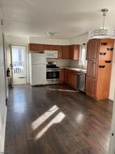 31 Kingston Rd in Parsippany Troy Hills, NJ - Building Photo - Building Photo