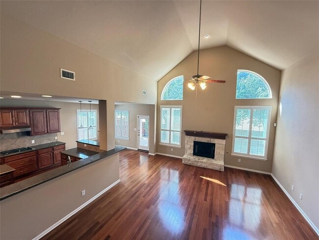 9301 Castle Pines Dr in Austin, TX - Building Photo - Building Photo