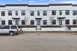 225 S Bilbro Ave in Murfreesboro, TN - Building Photo - Building Photo