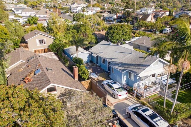 1172 Catalina St in Laguna Beach, CA - Building Photo - Building Photo