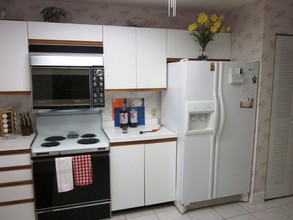 3525 S Ocean Blvd-Unit -309 in South Palm Beach, FL - Building Photo - Building Photo