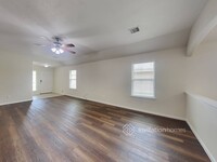 8614 Chaletford Dr in Houston, TX - Building Photo - Building Photo