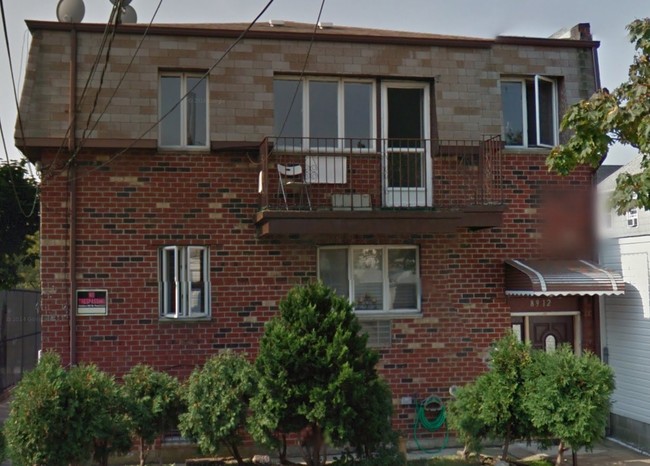 89-12 Alberrt Rd in Ozone Park, NY - Foto de edificio - Building Photo