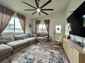 91-4088-4088 Hikuha St in Ewa Beach, HI - Building Photo - Building Photo