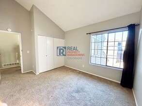 12911 E Cornell Ave in Aurora, CO - Building Photo - Building Photo