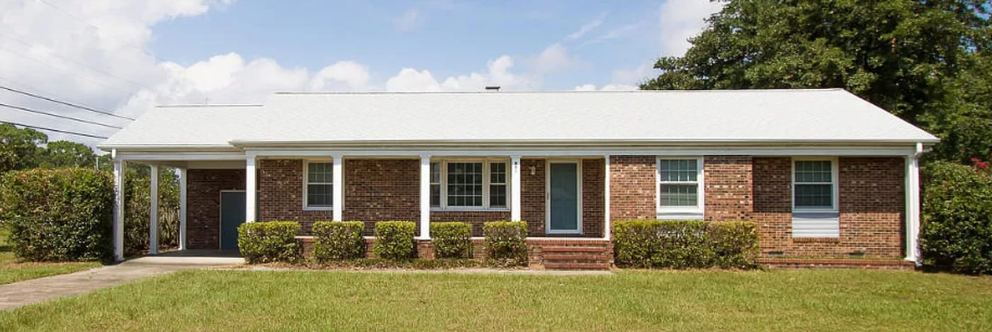 801 Pine Valley Dr in Wilmington, NC - Building Photo