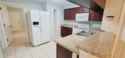 2506 Nugget Ln in Tallahassee, FL - Building Photo - Building Photo