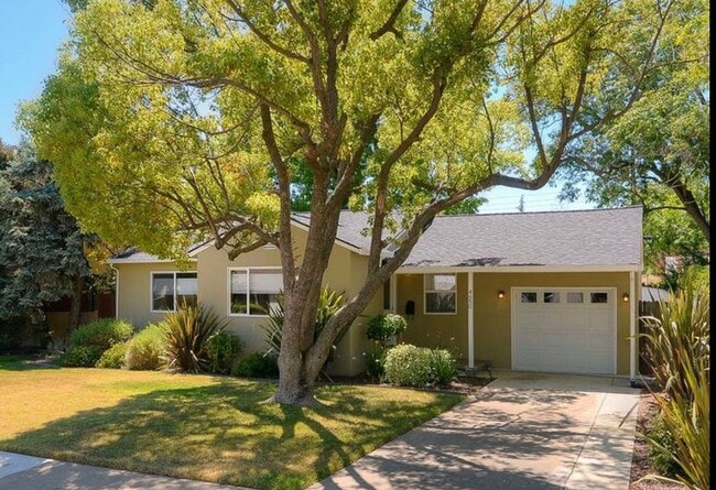 property at 4650 Custis Ave