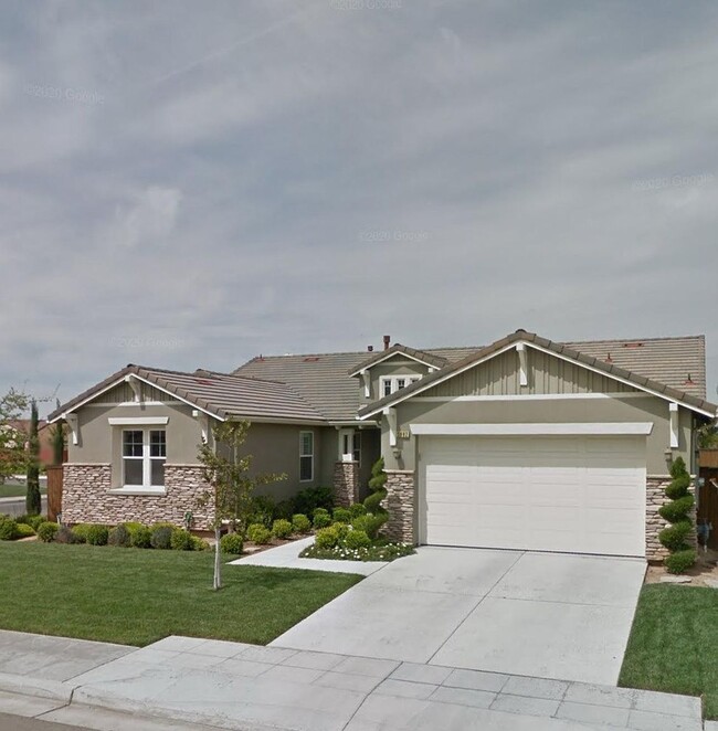 property at 5882 W Willis Ave