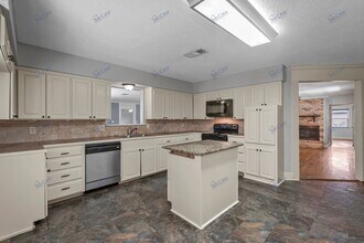 1709 Ce Ora Dr in Garland, TX - Building Photo - Building Photo
