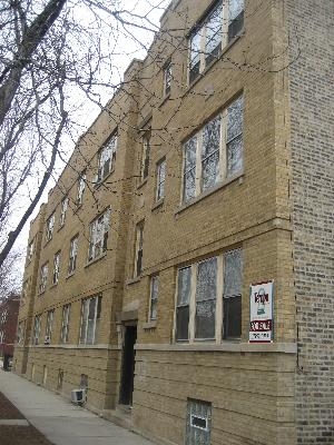 2944 W Cullom Ave in Chicago, IL - Building Photo